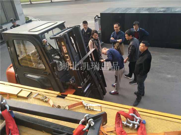 自貢市計量所DWJ5313JJH計量檢衡車驗收過程中的實際操作